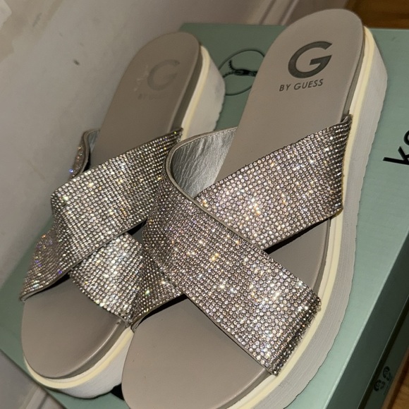 SUMMER SANDALS BRAND NEWW - Picture 3 of 3